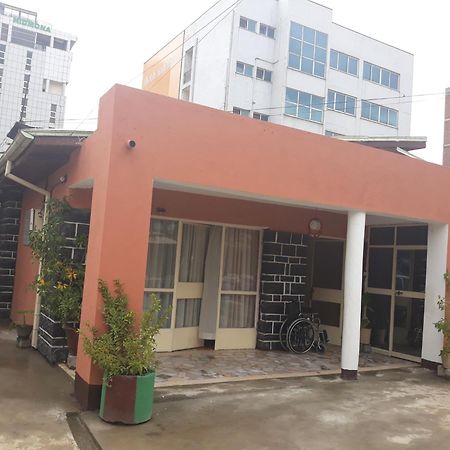 Lucy Guest House 아디스아바바 외부 사진