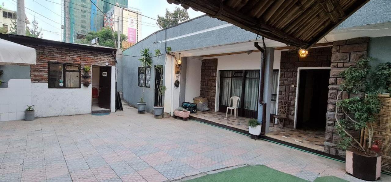 Lucy Guest House 아디스아바바 외부 사진
