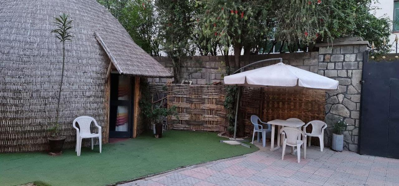 Lucy Guest House 아디스아바바 외부 사진